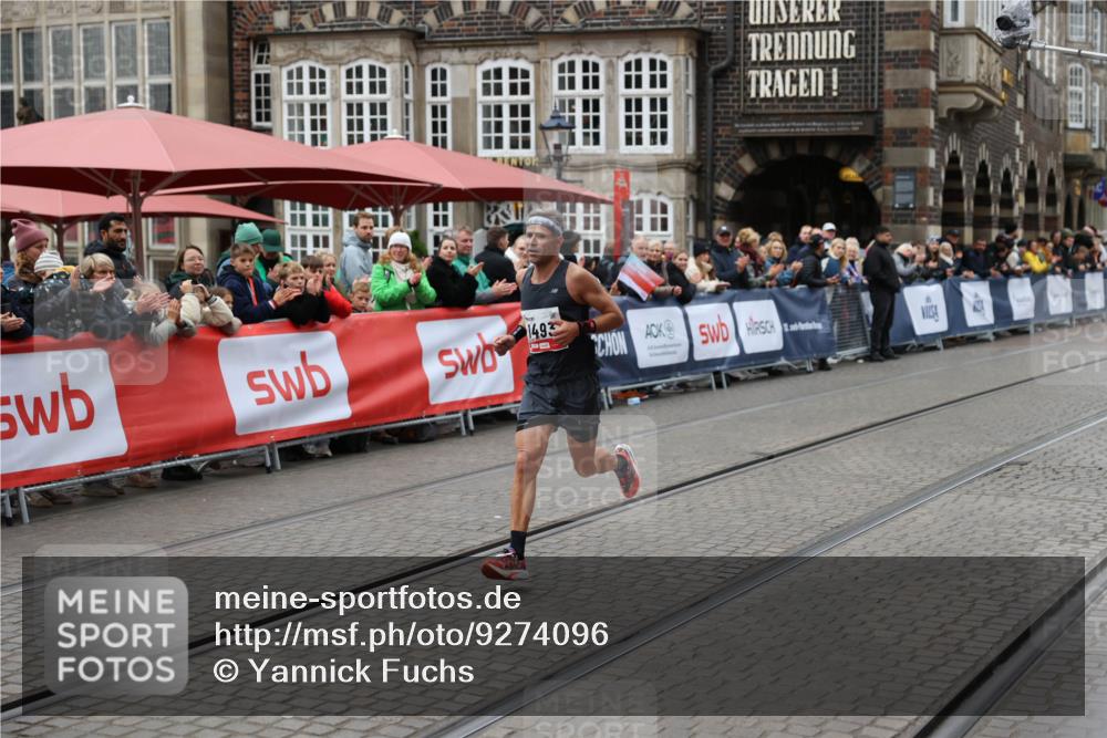 05.10.2025 - 20. swb-Marathon Bremen Yannick Fuchs http://msf.ph/oto/9274096 05.10.2025 12:26:55 Ziel 1493 meine-sportfotos.de