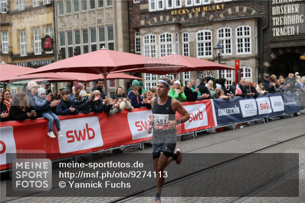05.10.2025 - 20. swb-Marathon Bremen Yannick Fuchs http://msf.ph/oto/9274113 05.10.2025 12:26:55 Ziel 1493 meine-sportfotos.de