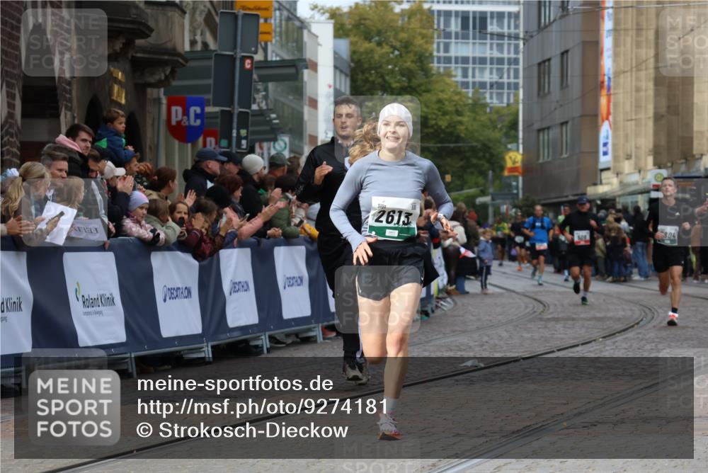 05.10.2025 - 20. swb-Marathon Bremen Strokosch-Dieckow http://msf.ph/oto/9274181 05.10.2025 13:03:40 Ziel 2613, 4617, 4758, 4786, 6804 meine-sportfotos.de
