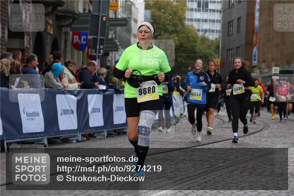 05.10.2025 - 20. swb-Marathon Bremen Strokosch-Dieckow http://msf.ph/oto/9274219 05.10.2025 11:11:42 Ziel 9680, 9999, 10058, 10235, 10236, 10540, 11088, 11172 meine-sportfotos.de