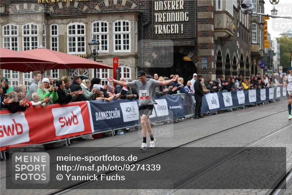 05.10.2025 - 20. swb-Marathon Bremen Yannick Fuchs http://msf.ph/oto/9274339 05.10.2025 12:28:58 Ziel 717, 1113, 1948, 2053, 2159, 2292 meine-sportfotos.de