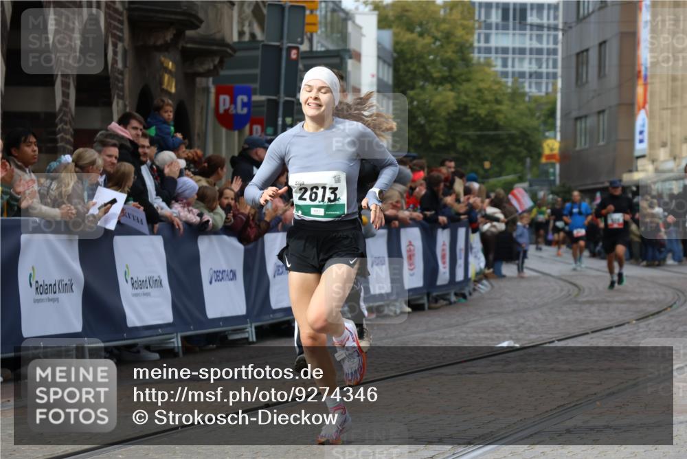 05.10.2025 - 20. swb-Marathon Bremen Strokosch-Dieckow http://msf.ph/oto/9274346 05.10.2025 13:03:40 Ziel 2613, 4617, 4758, 4786, 6804 meine-sportfotos.de