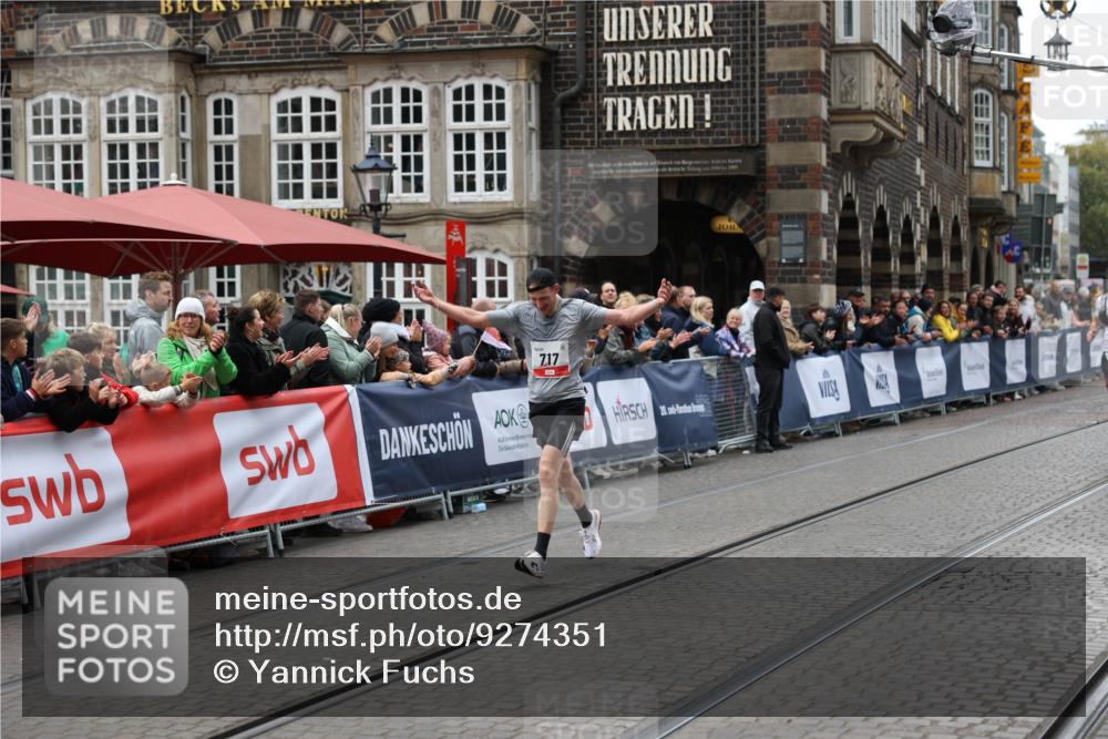 05.10.2025 - 20. swb-Marathon Bremen Yannick Fuchs http://msf.ph/oto/9274351 05.10.2025 12:28:58 Ziel 717, 1113, 1948, 2053, 2159, 2292 meine-sportfotos.de