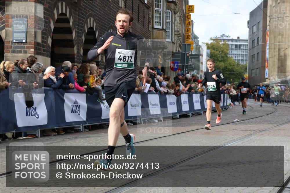 05.10.2025 - 20. swb-Marathon Bremen Strokosch-Dieckow http://msf.ph/oto/9274413 05.10.2025 13:03:44 Ziel 506, 3084, 4617, 6804 meine-sportfotos.de