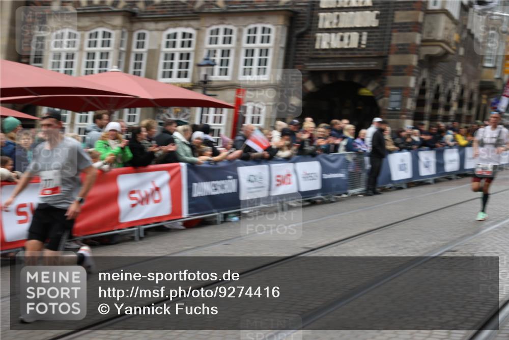 05.10.2025 - 20. swb-Marathon Bremen Yannick Fuchs http://msf.ph/oto/9274416 05.10.2025 12:29:00 Ziel 600, 717, 1113, 1948, 2159, 2292 meine-sportfotos.de