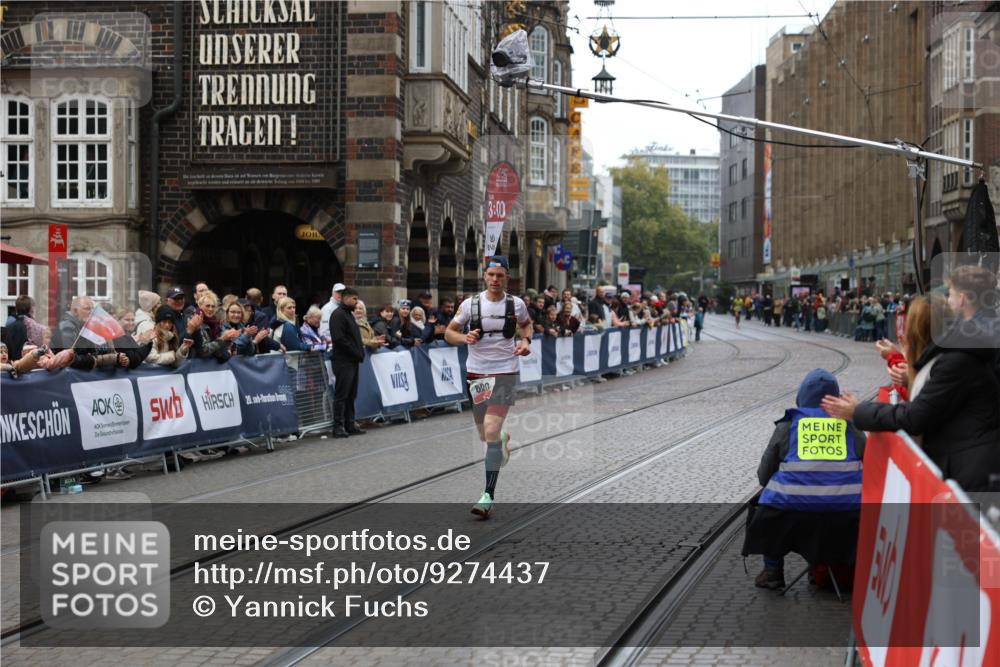 05.10.2025 - 20. swb-Marathon Bremen Yannick Fuchs http://msf.ph/oto/9274437 05.10.2025 12:29:00 Ziel 600, 717, 1113, 1948, 2159, 2292 meine-sportfotos.de