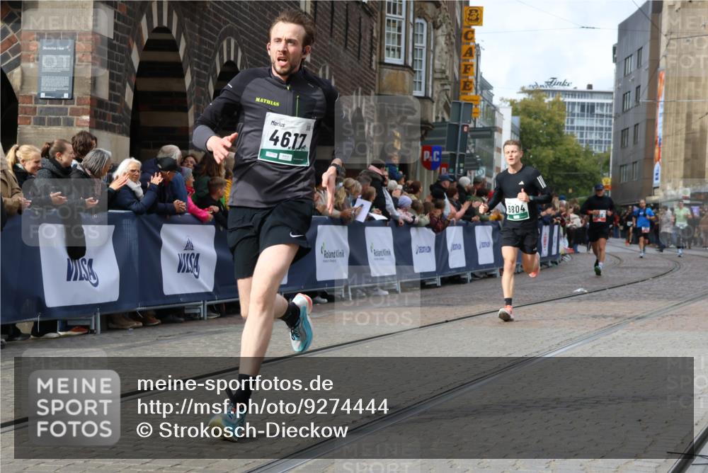 05.10.2025 - 20. swb-Marathon Bremen Strokosch-Dieckow http://msf.ph/oto/9274444 05.10.2025 13:03:44 Ziel 506, 3084, 4617, 6804 meine-sportfotos.de