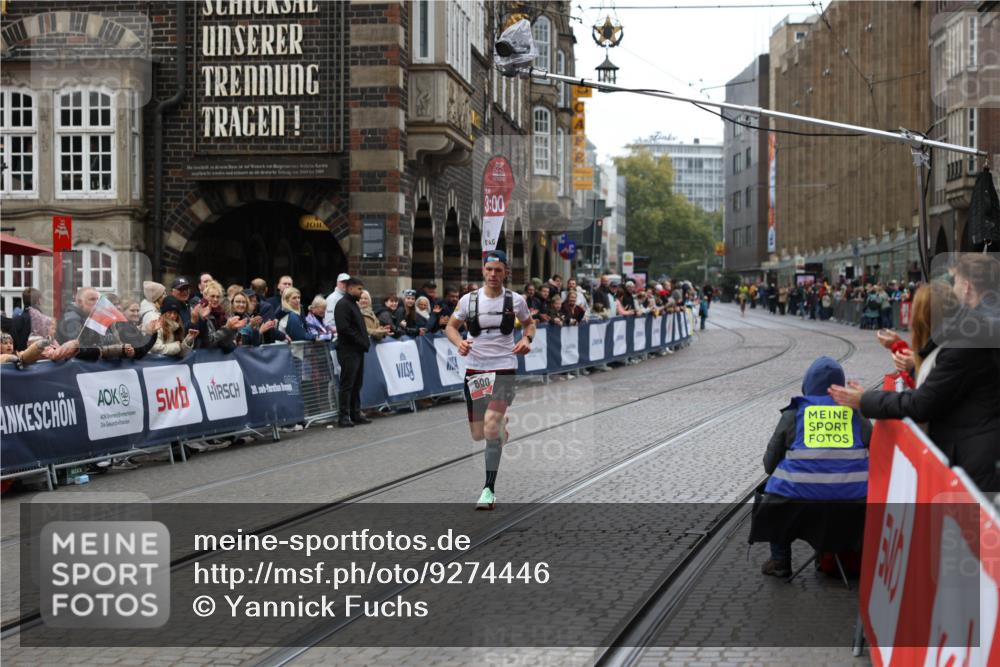 05.10.2025 - 20. swb-Marathon Bremen Yannick Fuchs http://msf.ph/oto/9274446 05.10.2025 12:29:00 Ziel 600, 717, 1113, 1948, 2159, 2292 meine-sportfotos.de