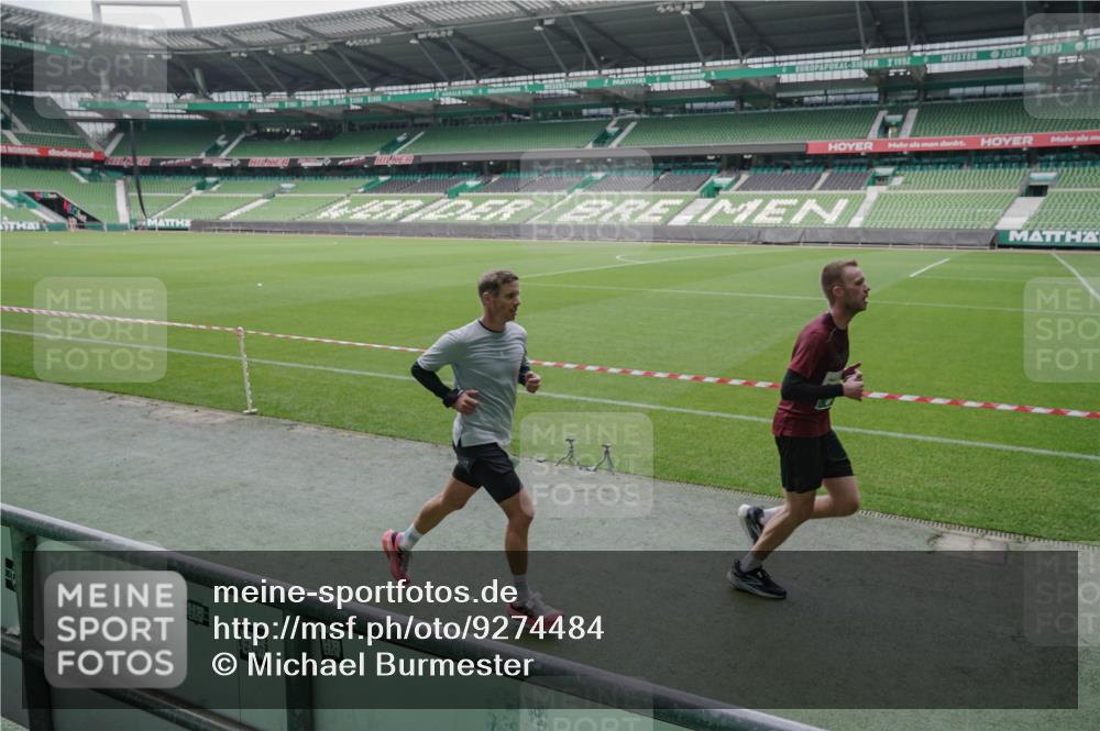 05.10.2025 - 20. swb-Marathon Bremen Michael Burmester http://msf.ph/oto/9274484 05.10.2025 12:50:15 Laufen im Stadion 217, 287, 424, 511, 679, 736, 845, 906, 939, 1025, 1033, 1044, 1359, 1388, 1707, 2381, 2721, 3228, 3259, 3291, 3353, 3885, 4006, 4318, 4366, 4367, 4438, 4870, 4938, 5118, 5184, 5389, 5418, 5564, 5873, 5894, 6214, 6216, 6281, 6681, 6717, 6805, 7493, 7647, 7826, 7963, 7987, 8401, 8536, 8873, 8907, 9118, 150, 187, 270, 1257, 1535, 1609, 1727, 1876, 1904, 2044, 2356, 3124, 3544, 3738, 3960, 6431, 6619, 6877, 8216 meine-sportfotos.de