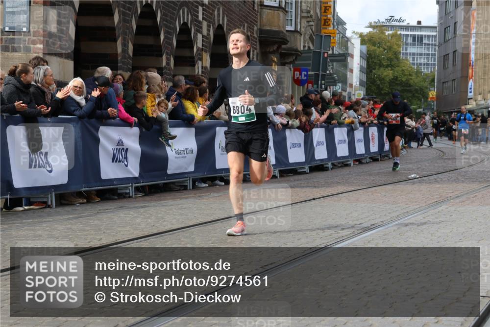 05.10.2025 - 20. swb-Marathon Bremen Strokosch-Dieckow http://msf.ph/oto/9274561 05.10.2025 13:03:46 Ziel 506, 3061, 3084, 6804 meine-sportfotos.de