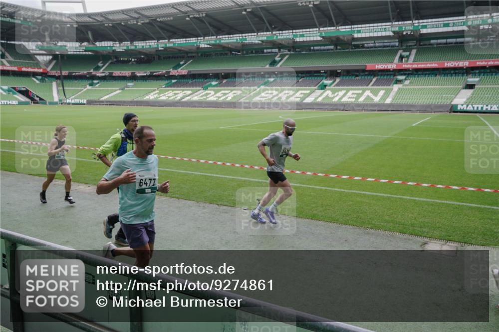 05.10.2025 - 20. swb-Marathon Bremen Michael Burmester http://msf.ph/oto/9274861 05.10.2025 12:50:55 Laufen im Stadion 122, 334, 503, 601, 679, 688, 736, 745, 906, 1025, 1033, 1037, 1044, 1166, 1359, 1450, 1499, 1689, 1909, 2059, 2381, 2721, 3228, 3267, 3291, 3419, 3608, 3661, 4032, 4104, 4366, 4938, 4962, 5184, 5389, 5418, 5551, 5564, 5817, 5838, 5873, 6066, 6252, 6401, 6477, 6681, 6717, 7493, 7826, 7963, 8083, 8907, 8995, 217, 287, 511, 845, 939, 1388, 1707, 2721, 3259, 3353, 4318, 4367, 5118, 6214, 6216, 6281, 7963, 8873, 8907 meine-sportfotos.de