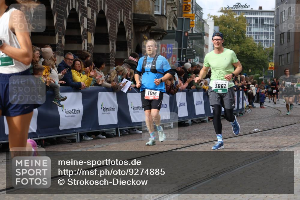 05.10.2025 - 20. swb-Marathon Bremen Strokosch-Dieckow http://msf.ph/oto/9274885 05.10.2025 13:03:54 Ziel 1105, 3061, 3084, 4215, 5786 meine-sportfotos.de