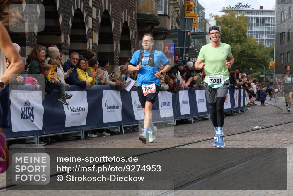 05.10.2025 - 20. swb-Marathon Bremen Strokosch-Dieckow http://msf.ph/oto/9274953 05.10.2025 13:03:54 Ziel 1105, 3061, 3084, 4215, 5786 meine-sportfotos.de