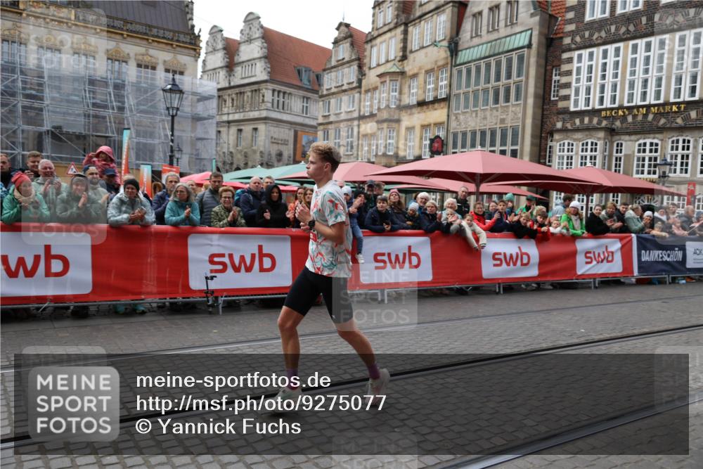 05.10.2025 - 20. swb-Marathon Bremen Yannick Fuchs http://msf.ph/oto/9275077 05.10.2025 12:34:18 Ziel 1663 meine-sportfotos.de