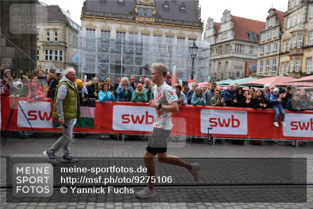 05.10.2025 - 20. swb-Marathon Bremen Yannick Fuchs http://msf.ph/oto/9275106 05.10.2025 12:34:18 Ziel 1663 meine-sportfotos.de