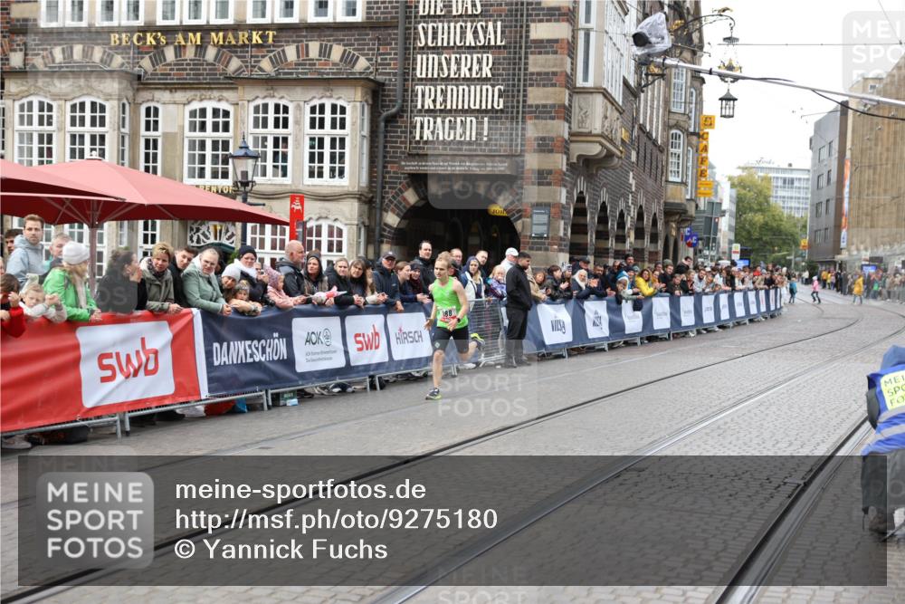 05.10.2025 - 20. swb-Marathon Bremen Yannick Fuchs http://msf.ph/oto/9275180 05.10.2025 12:34:23 Ziel 888, 1663 meine-sportfotos.de