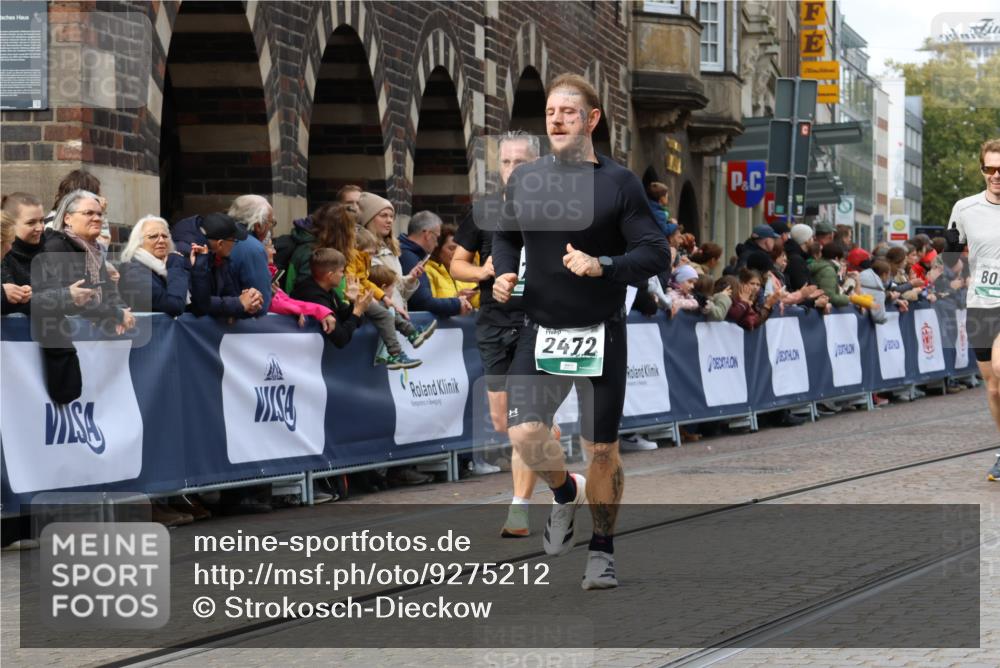 05.10.2025 - 20. swb-Marathon Bremen Strokosch-Dieckow http://msf.ph/oto/9275212 05.10.2025 13:04:05 Ziel 1652, 2068, 2472, 2482, 2656, 4848, 7070, 8013 meine-sportfotos.de