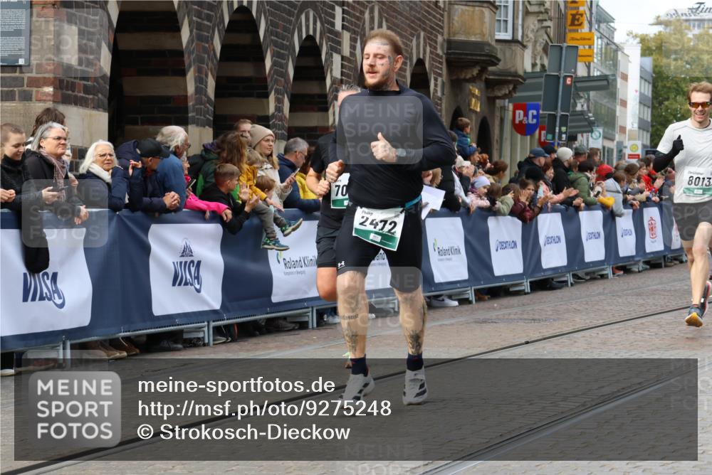 05.10.2025 - 20. swb-Marathon Bremen Strokosch-Dieckow http://msf.ph/oto/9275248 05.10.2025 13:04:05 Ziel 1652, 2068, 2472, 2482, 2656, 4848, 7070, 8013 meine-sportfotos.de