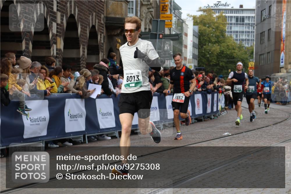 05.10.2025 - 20. swb-Marathon Bremen Strokosch-Dieckow http://msf.ph/oto/9275308 05.10.2025 13:04:06 Ziel 1652, 2068, 2472, 2482, 2656, 4848, 7070, 8013 meine-sportfotos.de