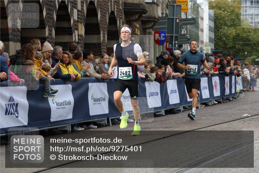 05.10.2025 - 20. swb-Marathon Bremen Strokosch-Dieckow http://msf.ph/oto/9275401 05.10.2025 13:04:09 Ziel 706, 1652, 2068, 2482, 2656, 4848, 7900 meine-sportfotos.de