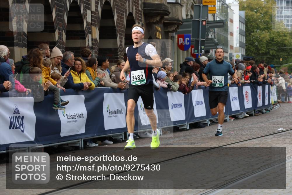 05.10.2025 - 20. swb-Marathon Bremen Strokosch-Dieckow http://msf.ph/oto/9275430 05.10.2025 13:04:09 Ziel 706, 1652, 2068, 2482, 2656, 4848, 7900 meine-sportfotos.de