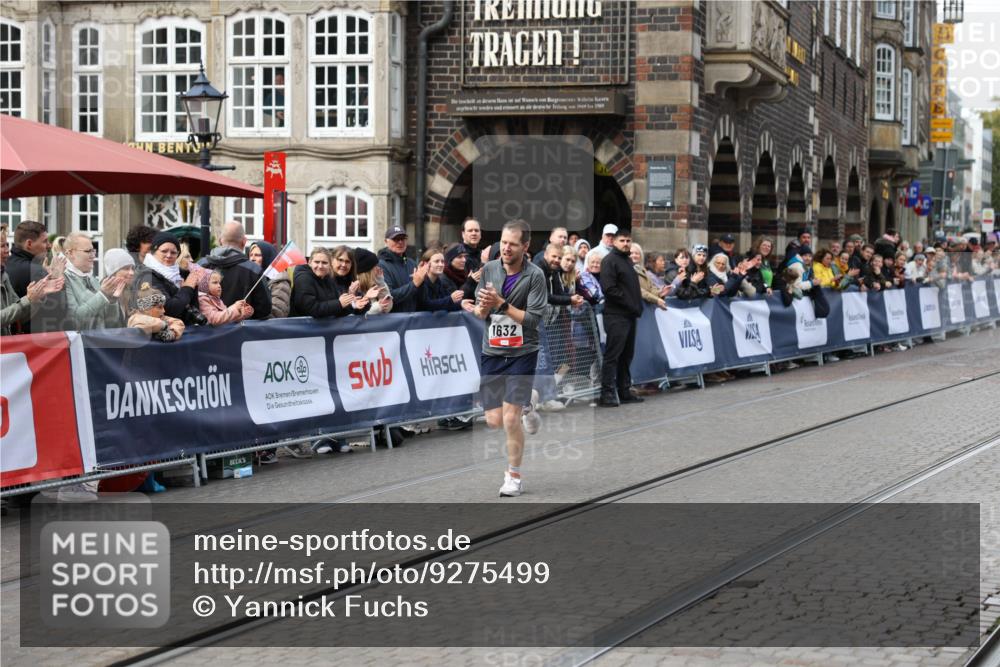 05.10.2025 - 20. swb-Marathon Bremen Yannick Fuchs http://msf.ph/oto/9275499 05.10.2025 12:36:36 Ziel 1632 meine-sportfotos.de