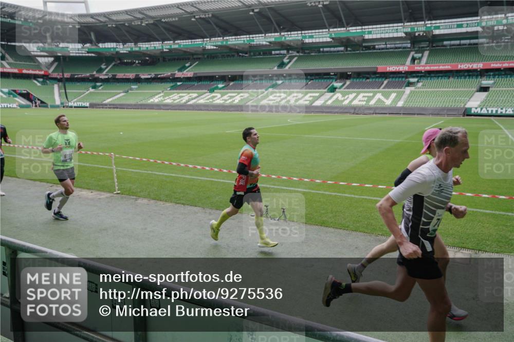 05.10.2025 - 20. swb-Marathon Bremen Michael Burmester http://msf.ph/oto/9275536 05.10.2025 12:52:07 Laufen im Stadion 754, 914, 1029, 1120, 1314, 1550, 1552, 1748, 1926, 2283, 2447, 2595, 3033, 3041, 3178, 3626, 4260, 4362, 4652, 4687, 4781, 5068, 5108, 5416, 5459, 5675, 5847, 5910, 6367, 6773, 7012, 7031, 7293, 7313, 7419, 7713, 8066, 8218, 8534, 8558, 8701, 8740, 8780, 9115, 503, 750, 1064, 1499, 1577, 1701, 1909, 1911, 2279, 2350, 2493, 2526, 3661, 4104, 4654, 5551, 6066, 6210, 6775, 7723, 8682, 8780 meine-sportfotos.de