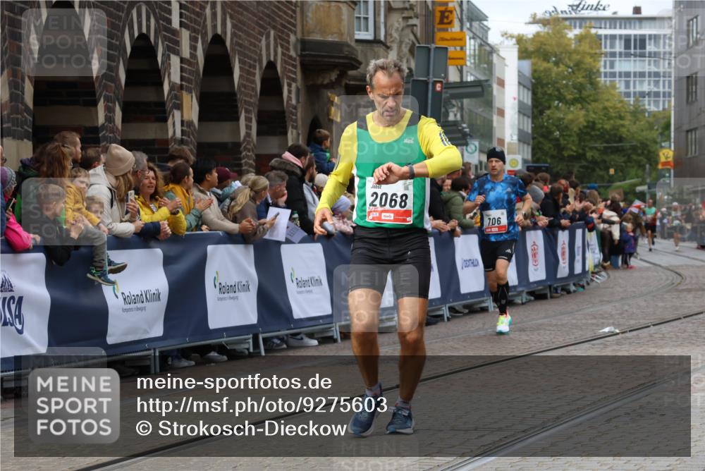 05.10.2025 - 20. swb-Marathon Bremen Strokosch-Dieckow http://msf.ph/oto/9275603 05.10.2025 13:04:13 Ziel 329, 706, 2068, 2643, 4848, 6295, 7735, 7900 meine-sportfotos.de