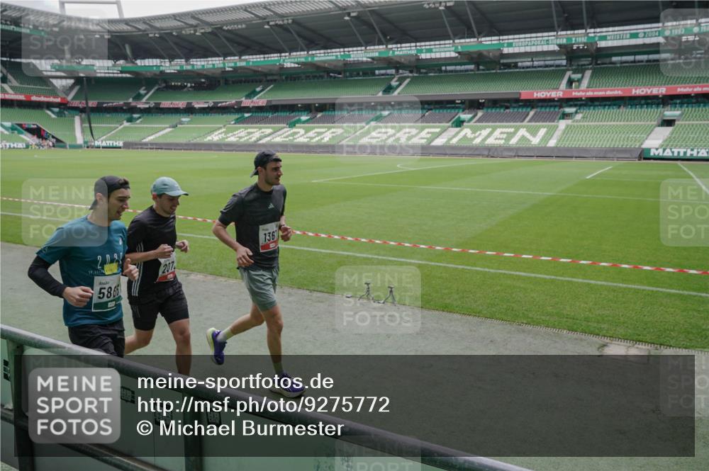 05.10.2025 - 20. swb-Marathon Bremen Michael Burmester http://msf.ph/oto/9275772 05.10.2025 12:52:54 Laufen im Stadion 248, 550, 590, 615, 793, 832, 1298, 1367, 1431, 1552, 1600, 1667, 2072, 2075, 2595, 3033, 4132, 4218, 4362, 4573, 4729, 4746, 4805, 4914, 4935, 5169, 5447, 5459, 5561, 5579, 5675, 5866, 6492, 6630, 6677, 7277, 7416, 7634, 7773, 7975, 8218, 8238, 8297, 8349, 8431, 8462, 8580, 8701, 8921, 9115, 10338, 1029, 1550, 3041, 3178, 3626, 5068, 5108, 5416, 6367, 7012, 7031, 7293, 7313, 7419, 8218, 8534, 8558 meine-sportfotos.de