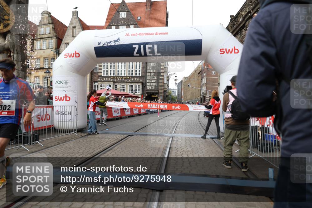 05.10.2025 - 20. swb-Marathon Bremen Yannick Fuchs http://msf.ph/oto/9275948 05.10.2025 12:37:35 Ziel 302, 1101 meine-sportfotos.de