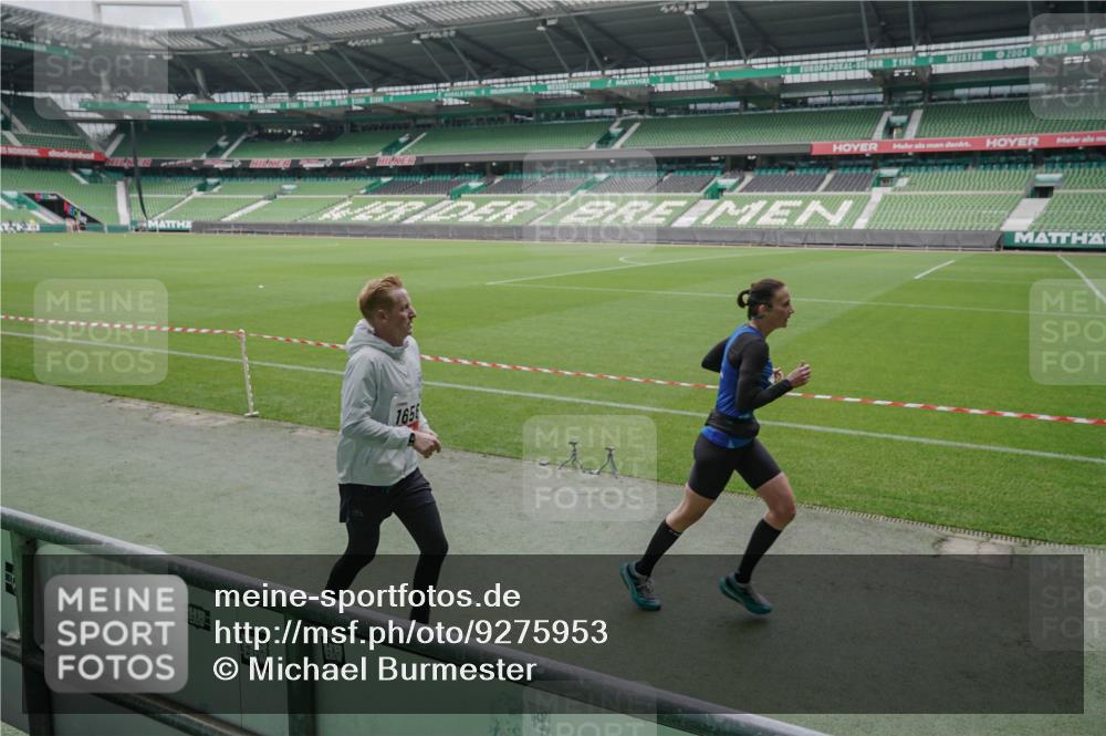05.10.2025 - 20. swb-Marathon Bremen Michael Burmester http://msf.ph/oto/9275953 05.10.2025 12:53:30 Laufen im Stadion 89, 248, 368, 496, 832, 869, 1009, 1020, 1164, 1367, 1428, 1538, 1656, 1667, 1868, 1943, 2030, 2050, 2072, 2075, 2250, 2288, 2871, 3363, 3553, 4132, 4294, 4573, 4729, 5169, 5425, 5571, 5579, 5866, 5944, 6492, 6806, 7255, 7408, 7617, 7835, 7905, 8238, 8431, 8462, 8499, 8709, 550, 590, 615, 793, 1298, 1431, 1600, 4218, 4746, 4805, 4914, 4935, 5447, 6630, 6677, 7277, 7416, 7773, 7975, 8297, 8349, 8431, 8580, 8921, 10338 meine-sportfotos.de