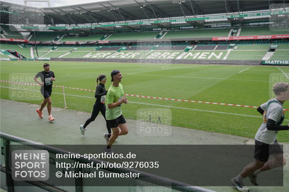 05.10.2025 - 20. swb-Marathon Bremen Michael Burmester http://msf.ph/oto/9276035 05.10.2025 12:53:47 Laufen im Stadion 89, 248, 250, 368, 458, 496, 507, 869, 950, 1009, 1020, 1164, 1165, 1428, 1460, 1489, 1538, 1608, 1656, 1667, 1690, 1729, 1736, 1868, 1873, 1943, 2030, 2050, 2250, 2288, 2871, 3363, 3553, 3913, 4294, 4611, 4729, 5024, 5425, 5571, 5576, 5579, 5944, 6244, 6348, 6359, 6492, 6806, 7255, 7408, 7617, 7835, 7905, 8238, 8499, 8511, 8611, 8709, 832, 1367, 1600, 2072, 2075, 4132, 4218, 4573, 4746, 5169, 5866, 8297, 8431, 8462 meine-sportfotos.de