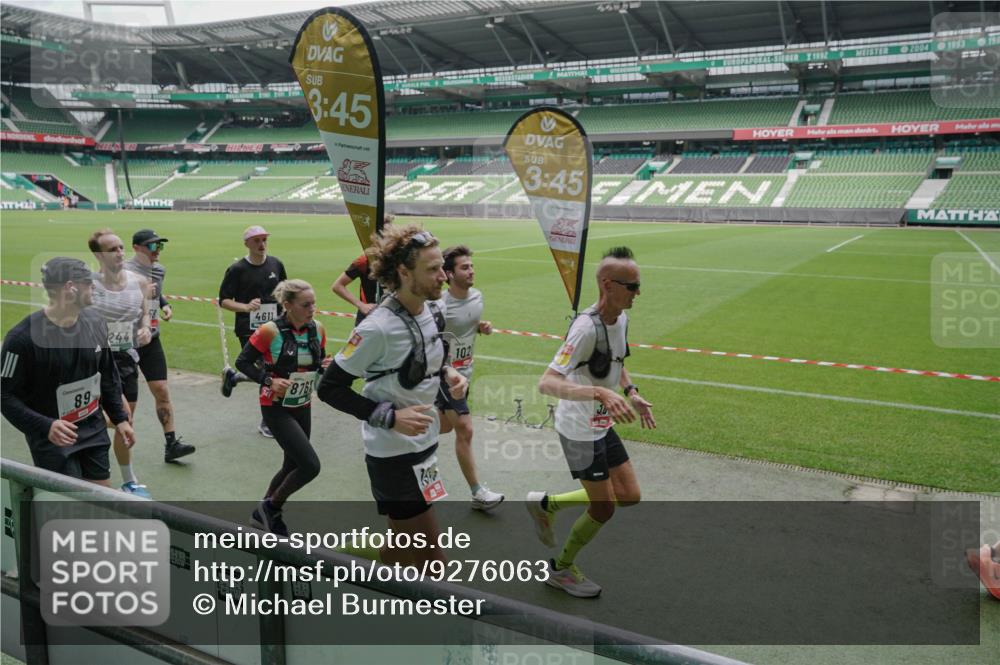 05.10.2025 - 20. swb-Marathon Bremen Michael Burmester http://msf.ph/oto/9276063 05.10.2025 12:53:49 Laufen im Stadion 89, 248, 250, 368, 458, 496, 507, 869, 950, 1009, 1020, 1164, 1165, 1428, 1460, 1489, 1538, 1608, 1656, 1690, 1729, 1736, 1868, 1873, 1943, 2030, 2050, 2250, 2288, 2871, 3363, 3553, 3913, 4294, 4611, 5024, 5425, 5571, 5576, 5944, 6244, 6348, 6359, 6492, 6806, 7255, 7408, 7617, 7835, 7905, 8238, 8499, 8511, 8611, 8709, 832, 1367, 1600, 1667, 2072, 2075, 4132, 4218, 4573, 4729, 4746, 5169, 5579, 5866, 6492, 8431, 8462 meine-sportfotos.de