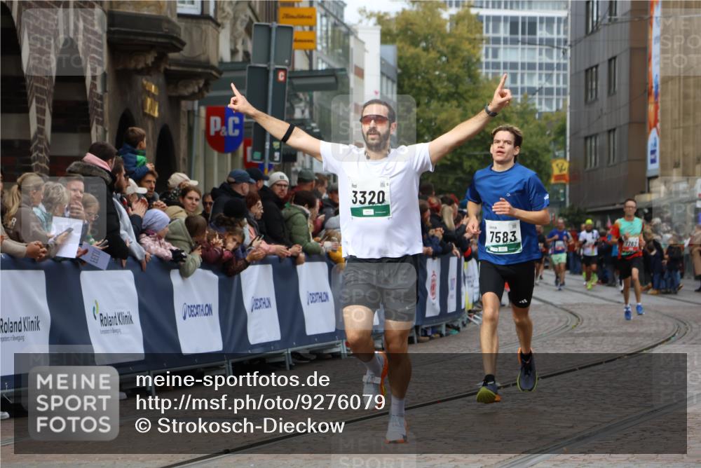 05.10.2025 - 20. swb-Marathon Bremen Strokosch-Dieckow http://msf.ph/oto/9276079 05.10.2025 13:04:23 Ziel 1763, 3320, 6295, 7583, 7735 meine-sportfotos.de