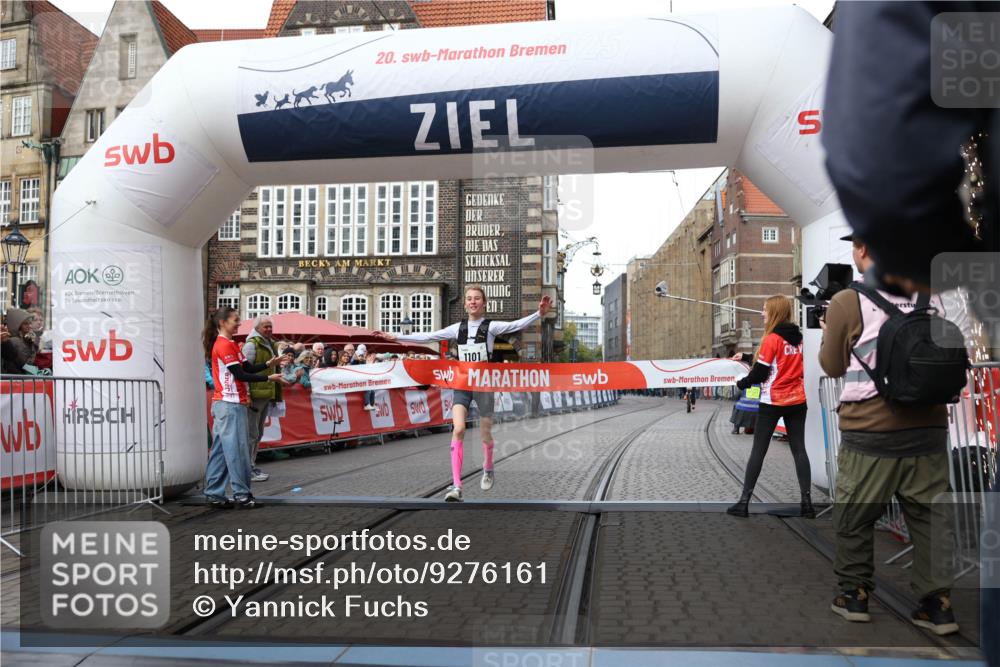 05.10.2025 - 20. swb-Marathon Bremen Yannick Fuchs http://msf.ph/oto/9276161 05.10.2025 12:37:38 Ziel 302, 1101 meine-sportfotos.de
