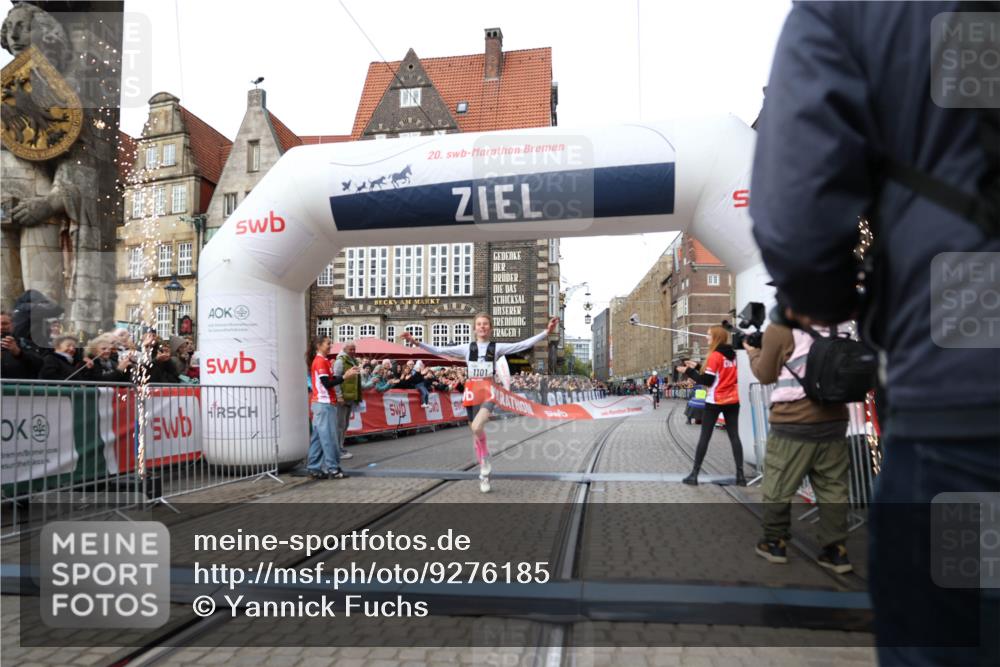 05.10.2025 - 20. swb-Marathon Bremen Yannick Fuchs http://msf.ph/oto/9276185 05.10.2025 12:37:38 Ziel 302, 1101 meine-sportfotos.de
