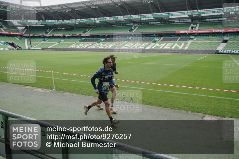 05.10.2025 - 20. swb-Marathon Bremen Michael Burmester http://msf.ph/oto/9276257 05.10.2025 12:54:17 Laufen im Stadion 53, 89, 132, 250, 289, 368, 458, 496, 504, 507, 524, 756, 950, 1009, 1020, 1165, 1308, 1428, 1460, 1489, 1517, 1543, 1608, 1690, 1729, 1736, 1873, 1896, 1897, 1943, 1976, 2024, 2250, 2274, 2573, 2841, 2871, 3193, 3212, 3224, 3359, 3363, 3436, 3703, 3913, 4595, 4611, 4837, 4949, 4958, 5022, 5024, 5206, 5576, 5666, 5978, 6244, 6348, 6359, 6583, 6683, 6853, 7232, 7279, 7494, 7508, 7814, 7835, 7986, 8511, 8611, 8653, 8737, 869, 1538, 3553, 7255, 7408, 8709 meine-sportfotos.de