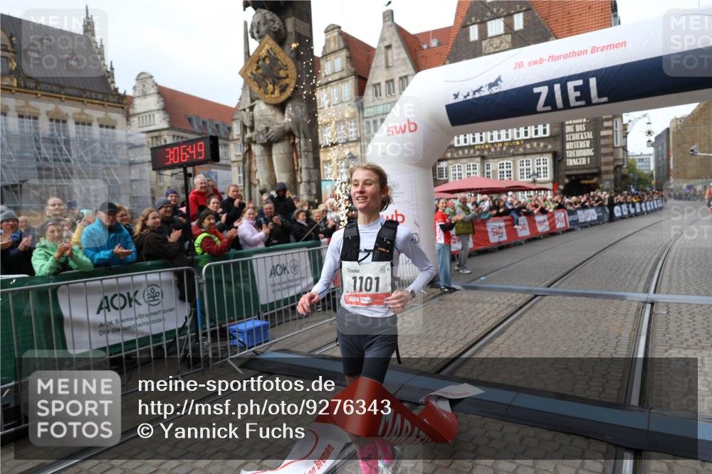05.10.2025 - 20. swb-Marathon Bremen Yannick Fuchs http://msf.ph/oto/9276343 05.10.2025 12:37:39 Ziel 302, 1101 meine-sportfotos.de