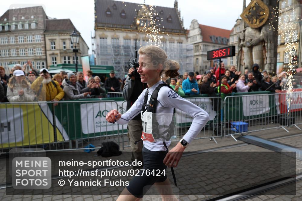 05.10.2025 - 20. swb-Marathon Bremen Yannick Fuchs http://msf.ph/oto/9276424 05.10.2025 12:37:41 Ziel 1101 meine-sportfotos.de