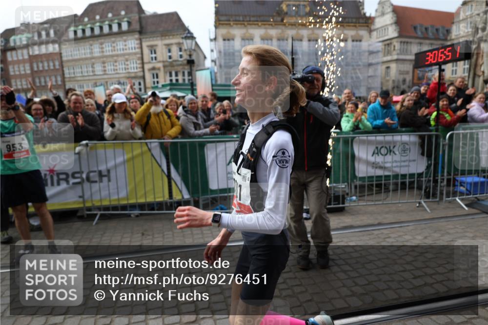 05.10.2025 - 20. swb-Marathon Bremen Yannick Fuchs http://msf.ph/oto/9276451 05.10.2025 12:37:41 Ziel 1101 meine-sportfotos.de