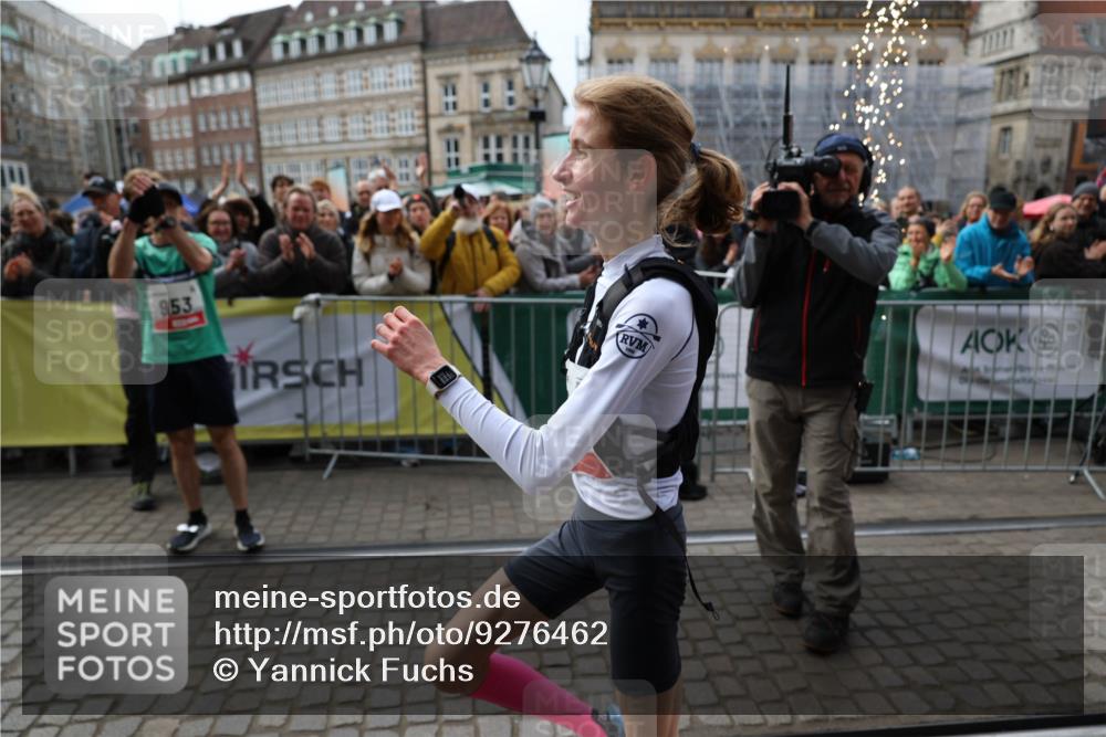 05.10.2025 - 20. swb-Marathon Bremen Yannick Fuchs http://msf.ph/oto/9276462 05.10.2025 12:37:41 Ziel 1101 meine-sportfotos.de