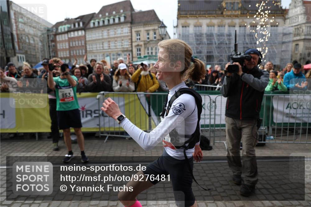 05.10.2025 - 20. swb-Marathon Bremen Yannick Fuchs http://msf.ph/oto/9276481 05.10.2025 12:37:41 Ziel 1101 meine-sportfotos.de