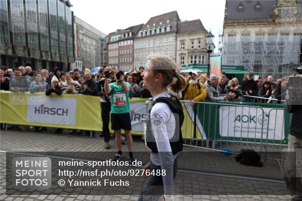 05.10.2025 - 20. swb-Marathon Bremen Yannick Fuchs http://msf.ph/oto/9276488 05.10.2025 12:37:42 Ziel 1101 meine-sportfotos.de