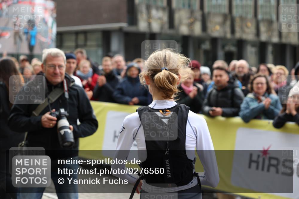 05.10.2025 - 20. swb-Marathon Bremen Yannick Fuchs http://msf.ph/oto/9276560 05.10.2025 12:37:44 Ziel 1101 meine-sportfotos.de