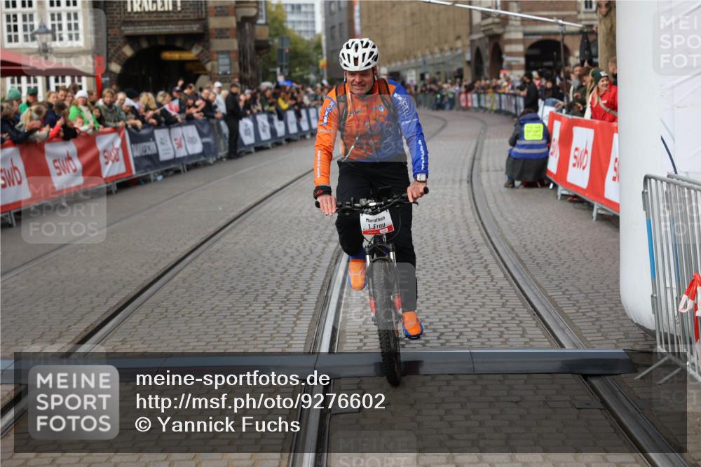05.10.2025 - 20. swb-Marathon Bremen Yannick Fuchs http://msf.ph/oto/9276602 05.10.2025 12:37:48 Ziel  meine-sportfotos.de
