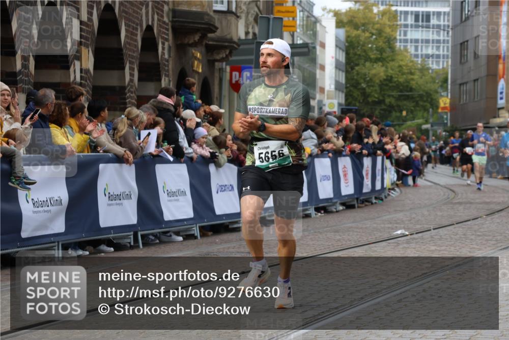 05.10.2025 - 20. swb-Marathon Bremen Strokosch-Dieckow http://msf.ph/oto/9276630 05.10.2025 13:04:33 Ziel 1763, 5656, 7176 meine-sportfotos.de
