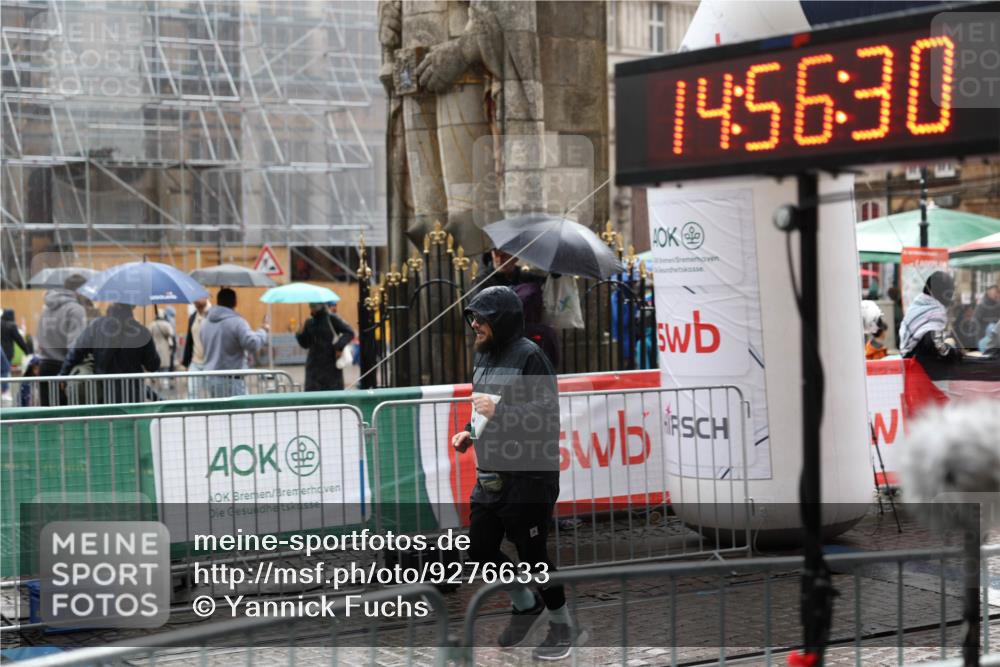 05.10.2025 - 20. swb-Marathon Bremen Yannick Fuchs http://msf.ph/oto/9276633 05.10.2025 14:56:29 Ziel 3290 meine-sportfotos.de