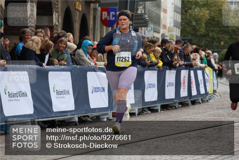 05.10.2025 - 20. swb-Marathon Bremen Strokosch-Dieckow http://msf.ph/oto/9276661 05.10.2025 11:12:51 Ziel 9203, 10186, 11252 meine-sportfotos.de