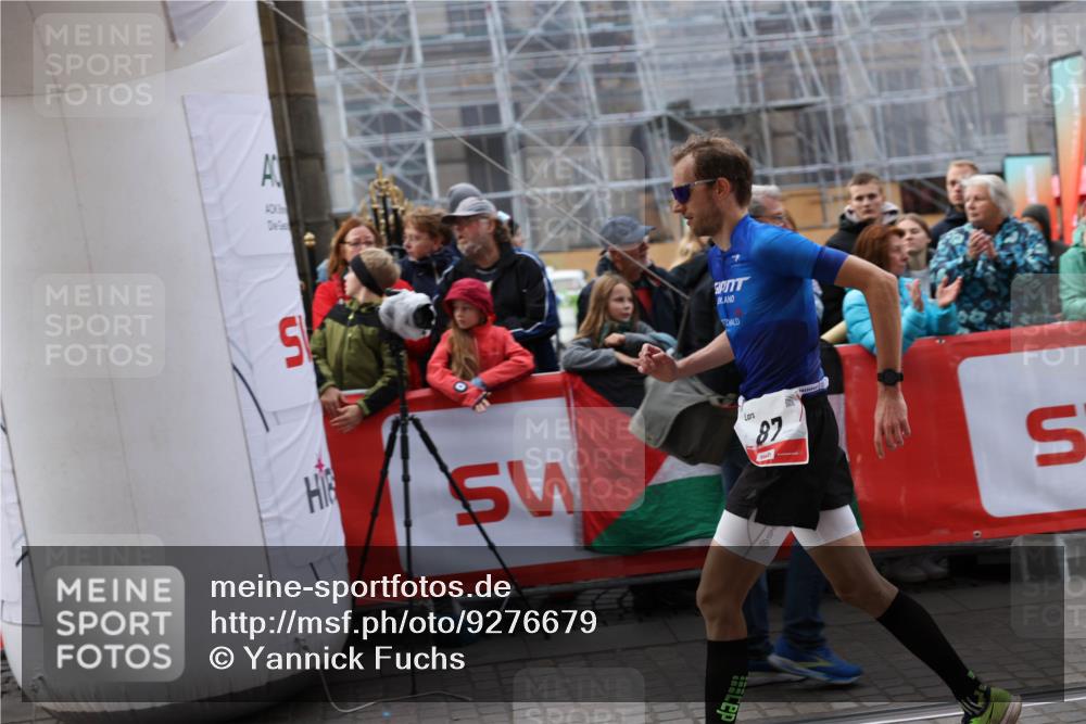 05.10.2025 - 20. swb-Marathon Bremen Yannick Fuchs http://msf.ph/oto/9276679 05.10.2025 12:38:19 Ziel 87 meine-sportfotos.de