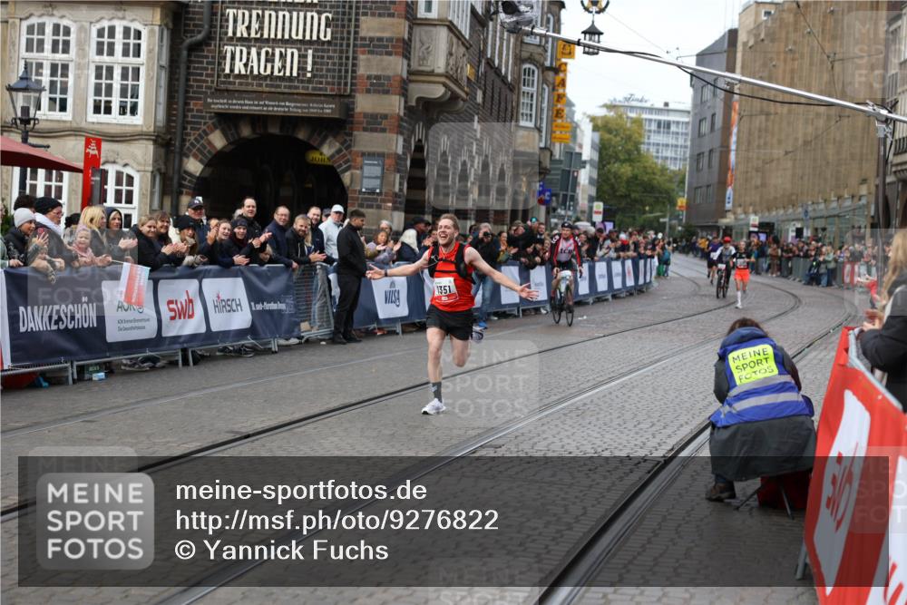 05.10.2025 - 20. swb-Marathon Bremen Yannick Fuchs http://msf.ph/oto/9276822 05.10.2025 12:38:46 Ziel 7, 1351 meine-sportfotos.de